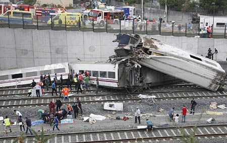 Tren descarrilado Santiago de Compostela